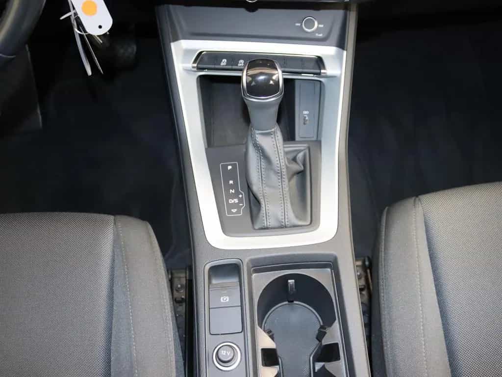 Audi Q3 35 TFSI advanced AHK LED NAVI SHZ PDC KLIMA 06/2021-photo-16