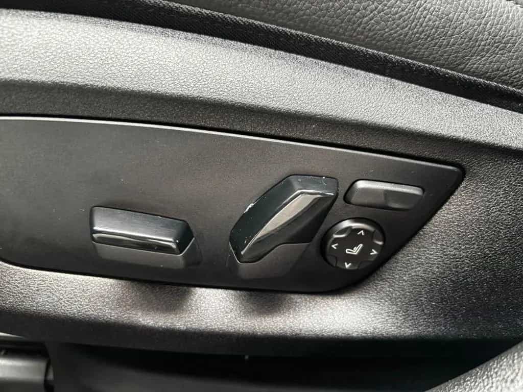 BMW 520 d xDrive Luxury Line LED SHD HARMAN/KARDO CAM 09/2020-photo-11
