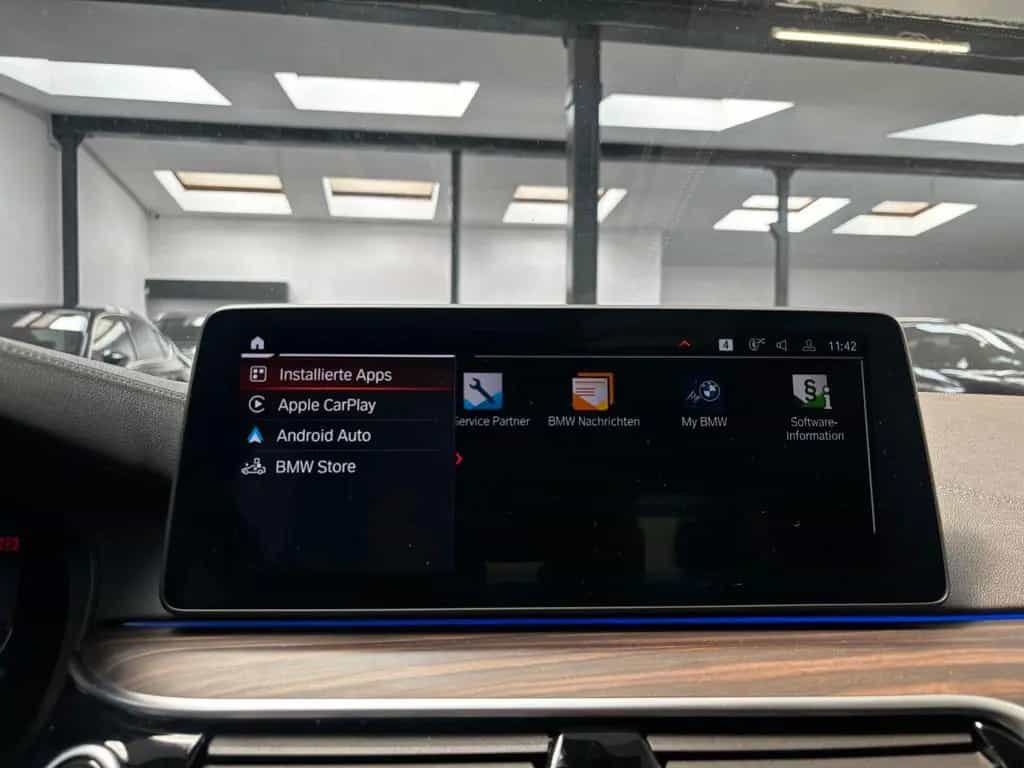 BMW 520 d xDrive Luxury Line LED SHD HARMAN/KARDO CAM 09/2020-photo-14