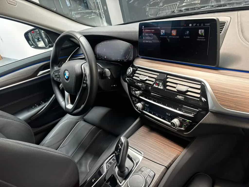 BMW 520 d xDrive Luxury Line LED SHD HARMAN/KARDO CAM 09/2020-photo-6