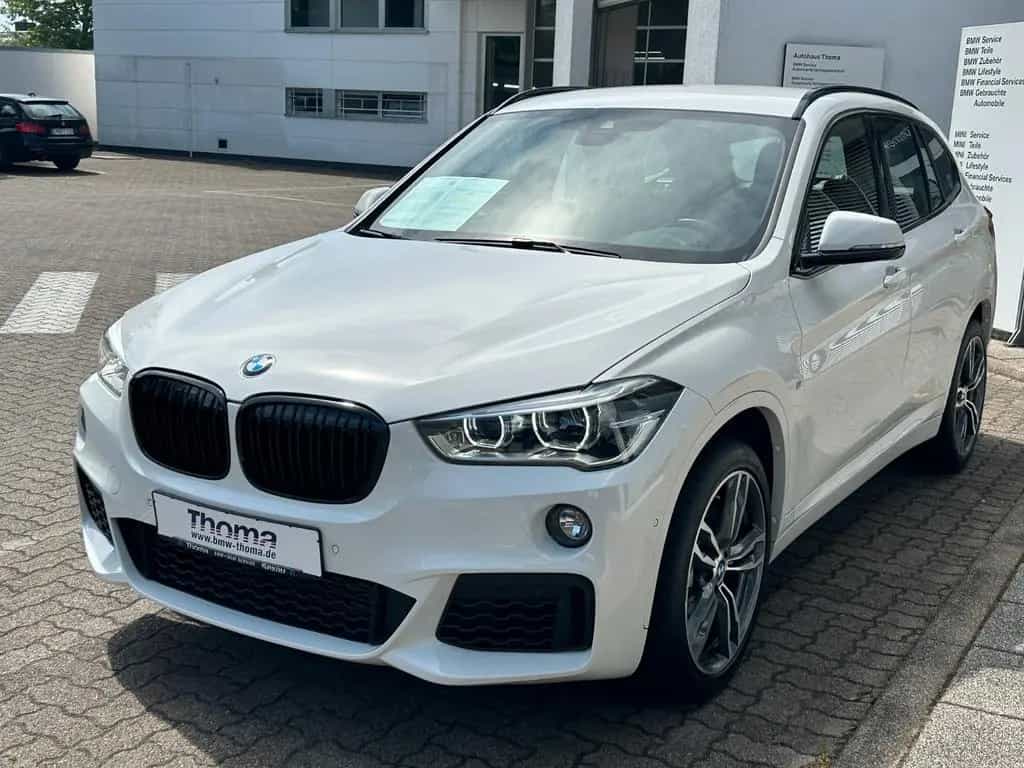 BMW X1 sDrive 20 i M-Sport+abn.AHK+LED+Navi+RFKamera 07/2018-photo-4
