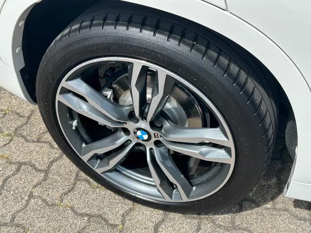 BMW X1 sDrive 20 i M-Sport+abn.AHK+LED+Navi+RFKamera 07/2018-photo-7