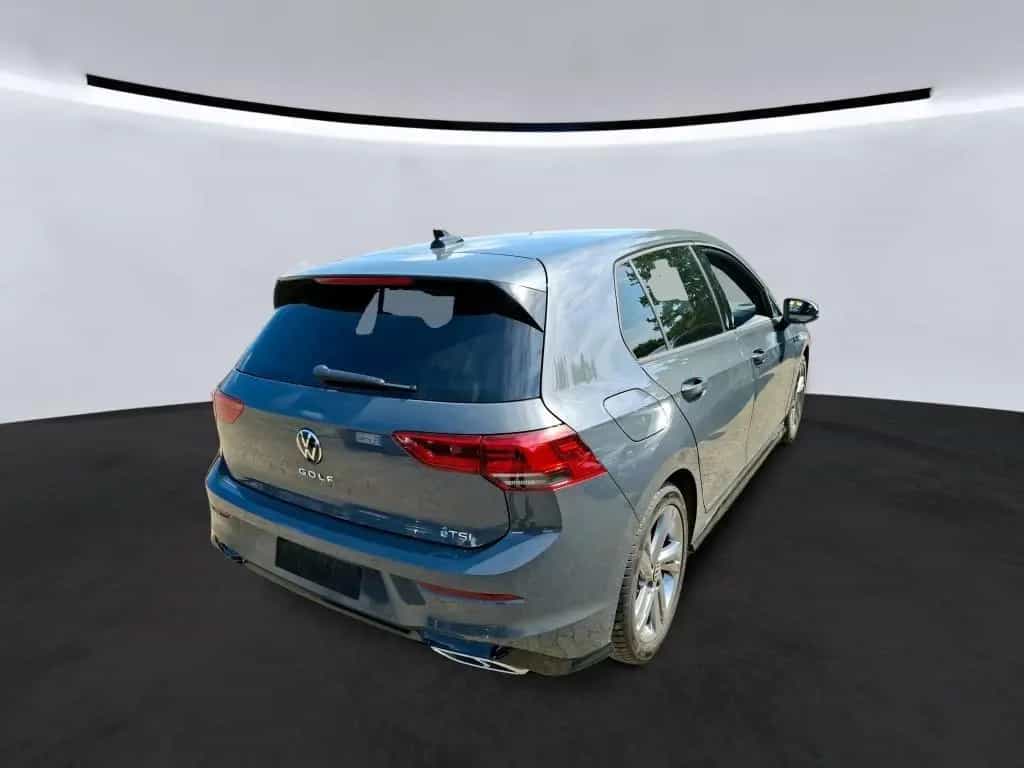 Volkswagen Golf Lim. 1.5 eTSI DSG R-Line *KAMERA*NAVI*ACC* 05/2024-photo-3