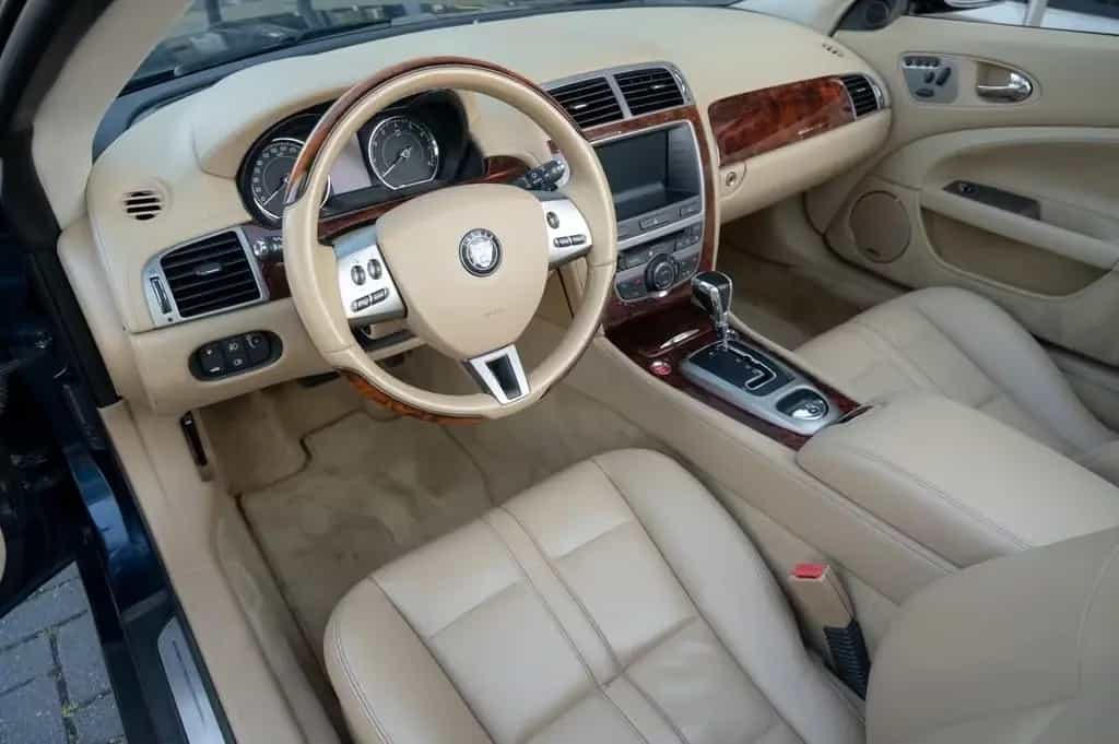 Jaguar XK 4.2 V8 Convertible 10/2006-photo-15
