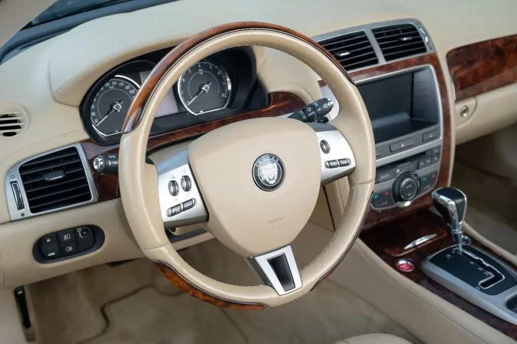 Jaguar XK 4.2 V8 Convertible 10/2006-photo-17
