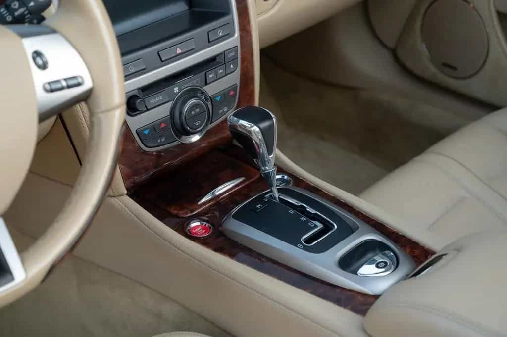 Jaguar XK 4.2 V8 Convertible 10/2006-photo-19