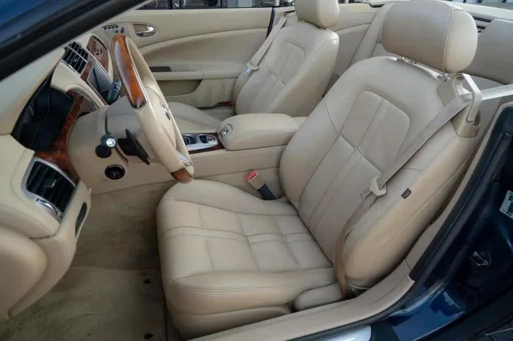Jaguar XK 4.2 V8 Convertible 10/2006-photo-33