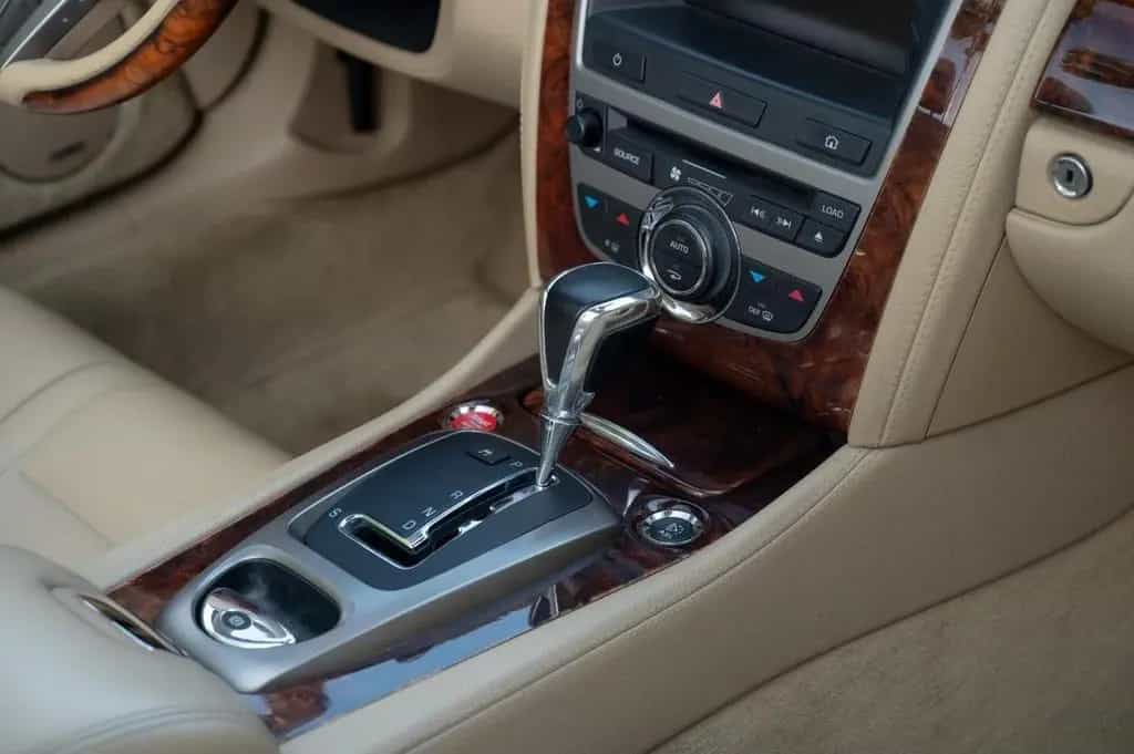 Jaguar XK 4.2 V8 Convertible 10/2006-photo-47
