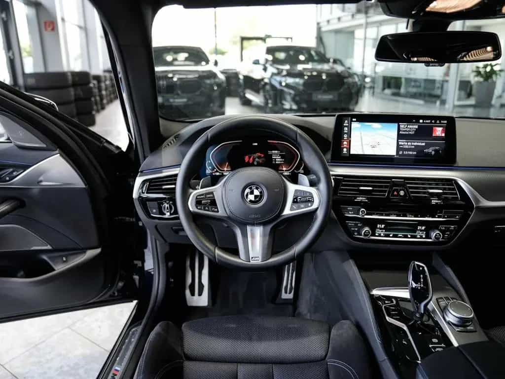 BMW 520 d M Sport H/K 20LM Kamera Komfortzugang 10/2021-photo-15