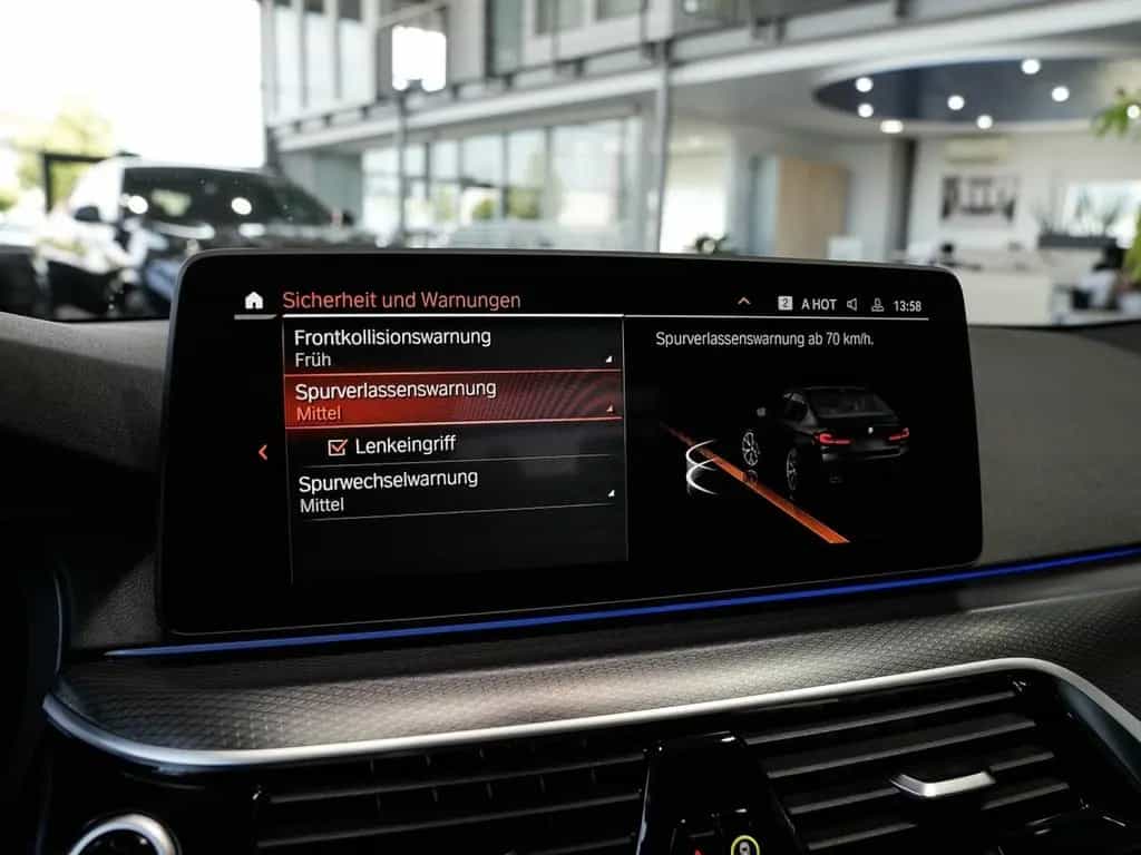 BMW 520 d M Sport H/K 20LM Kamera Komfortzugang 10/2021-photo-19