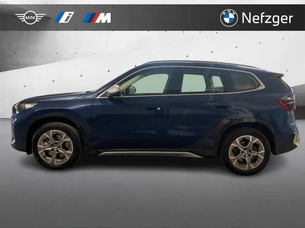 BMW X1 xDrive23i xLine Park-Assistent Sportsitz Alar 06/2023-photo-1