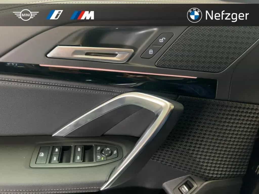 BMW X1 xDrive23i xLine Park-Assistent Sportsitz Alar 06/2023-photo-17