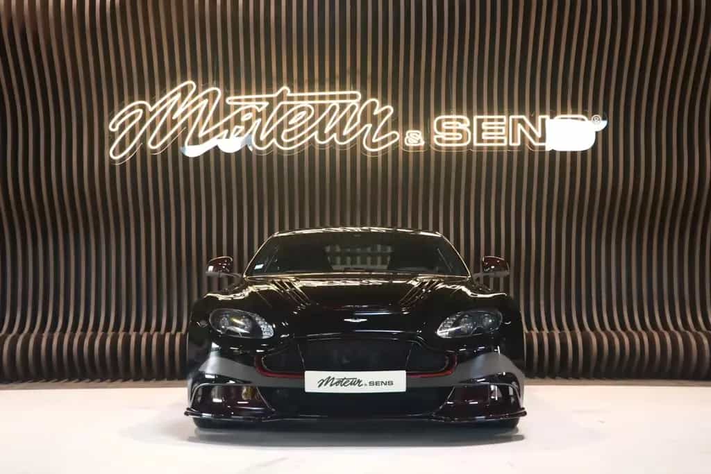 Aston Martin V12 Vantage Vantage GT12 - Red Carbon Exposed - 71 of 100 06/2016-photo-2