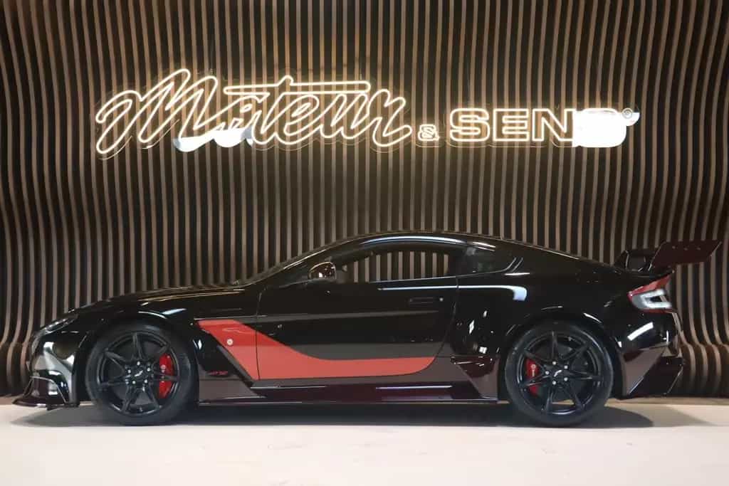 Aston Martin V12 Vantage Vantage GT12 - Red Carbon Exposed - 71 of 100 06/2016-photo-4