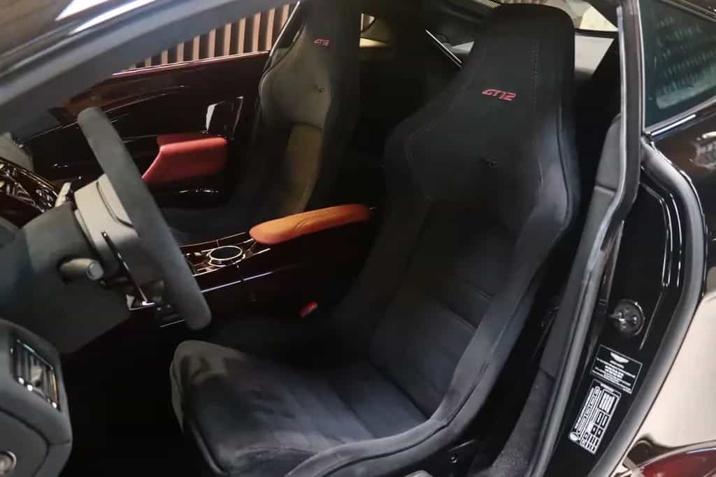 Aston Martin V12 Vantage Vantage GT12 - Red Carbon Exposed - 71 of 100 06/2016-photo-5