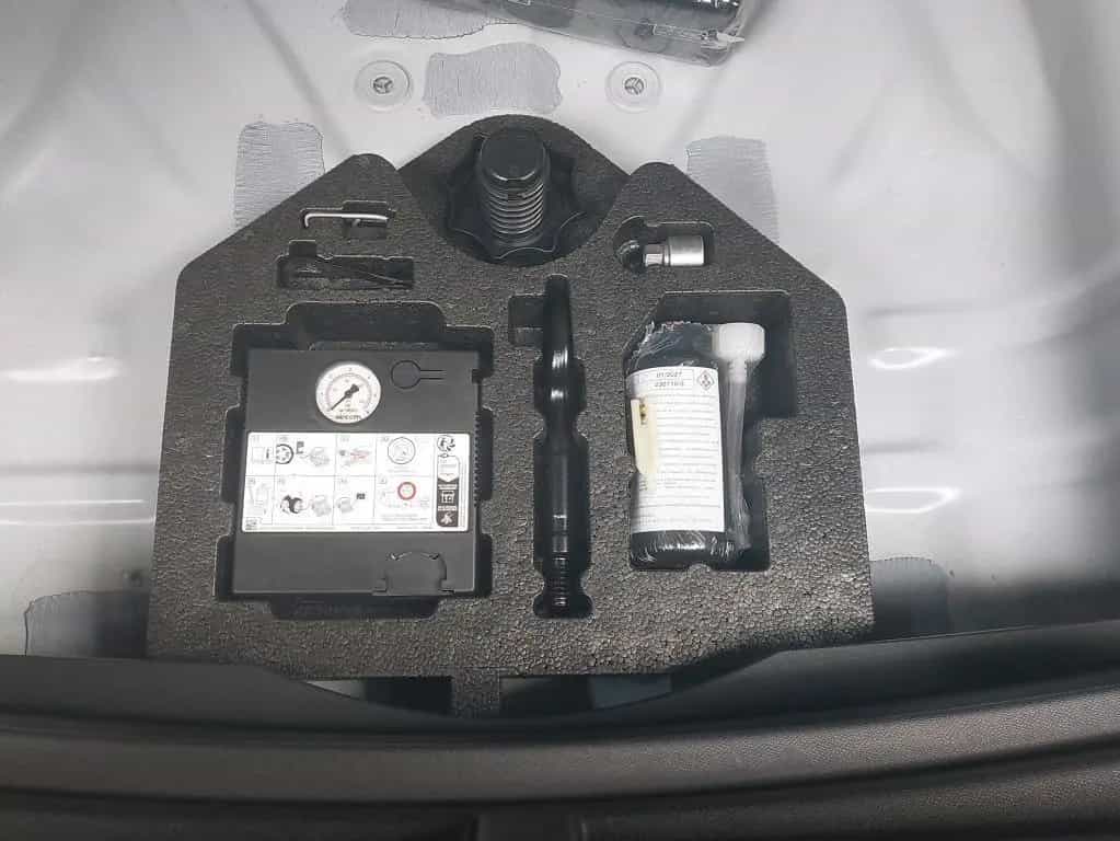 Cupra Formentor 1.5 TSI 110kW 6-Gang 4 Türen 06/2023-photo-20