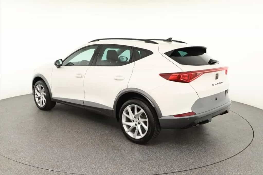 Cupra Formentor 1.5 TSI 110kW 6-Gang 4 Türen 06/2023-photo-3