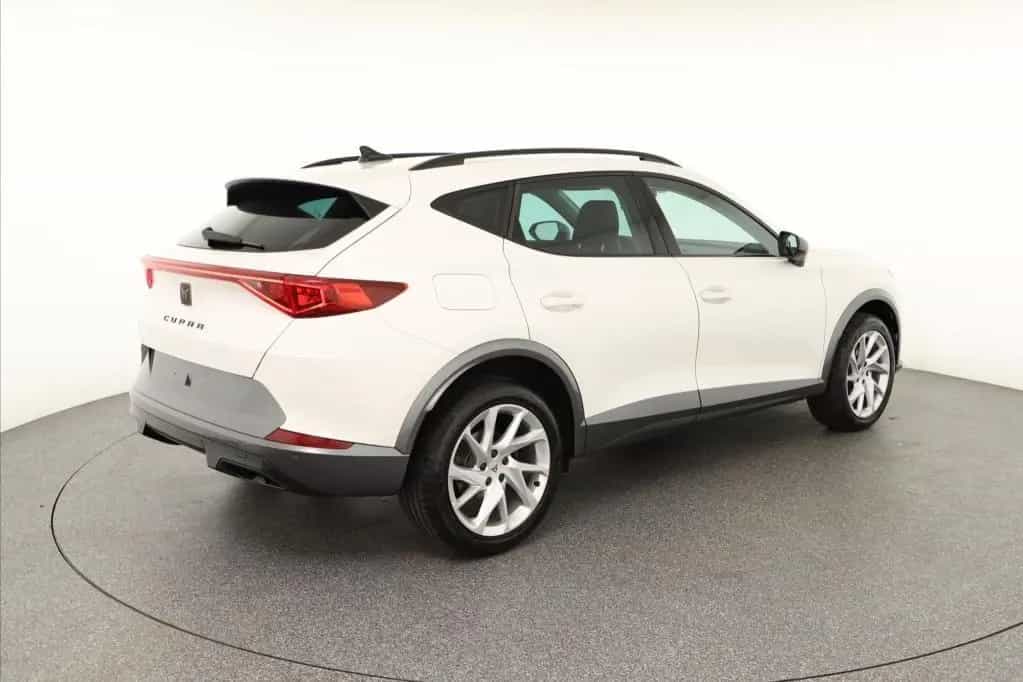 Cupra Formentor 1.5 TSI 110kW 6-Gang 4 Türen 06/2023-photo-4