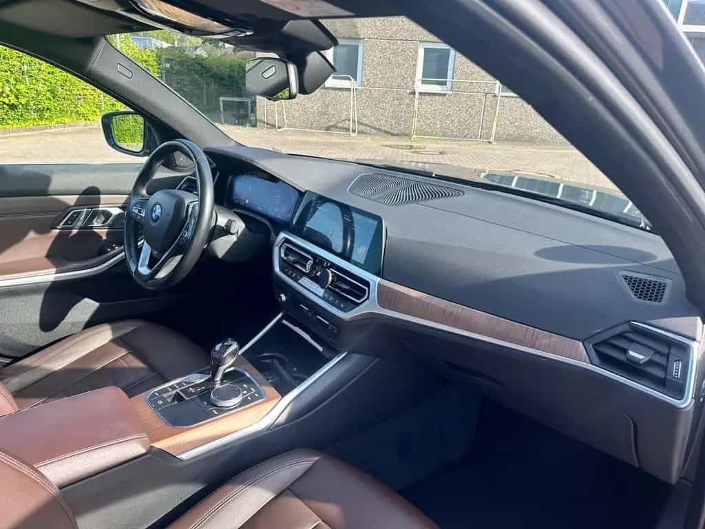 BMW 320 d Lim.xDrive LuxuryLine VIRTUAL*LASER*HUD*GSD 11/2018-photo-12