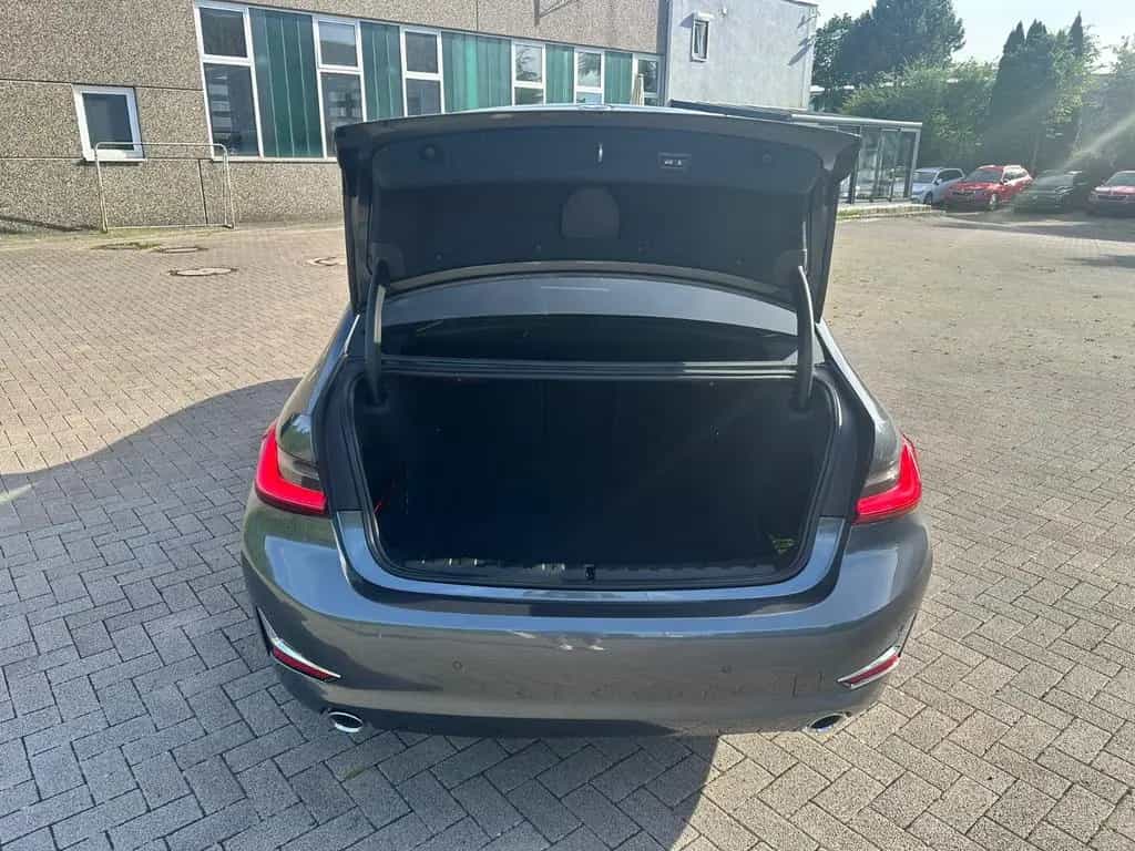 BMW 320 d Lim.xDrive LuxuryLine VIRTUAL*LASER*HUD*GSD 11/2018-photo-16