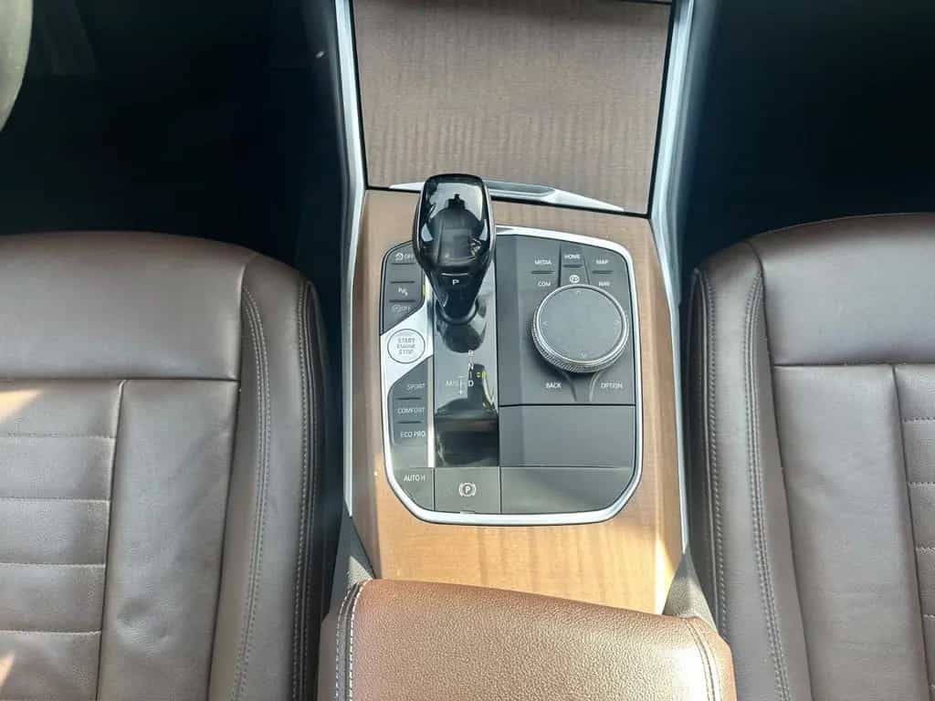 BMW 320 d Lim.xDrive LuxuryLine VIRTUAL*LASER*HUD*GSD 11/2018-photo-27