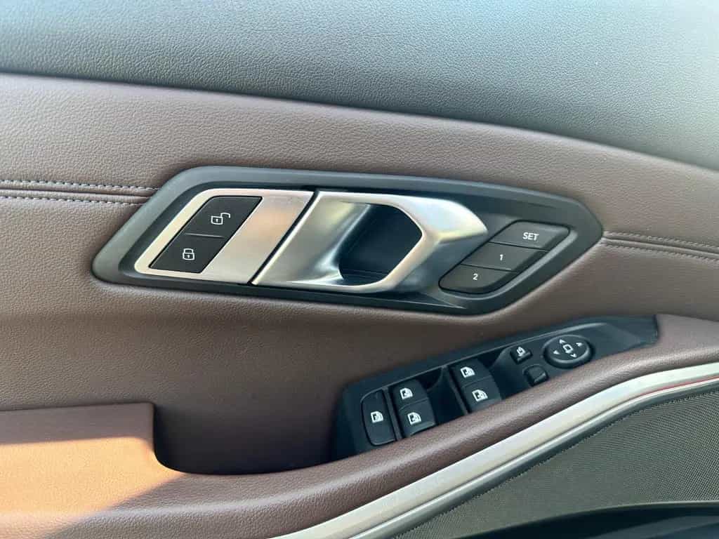 BMW 320 d Lim.xDrive LuxuryLine VIRTUAL*LASER*HUD*GSD 11/2018-photo-30