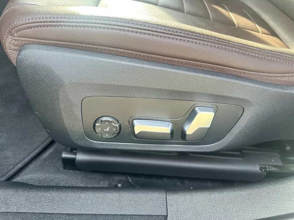 BMW 320 d Lim.xDrive LuxuryLine VIRTUAL*LASER*HUD*GSD 11/2018-photo-32