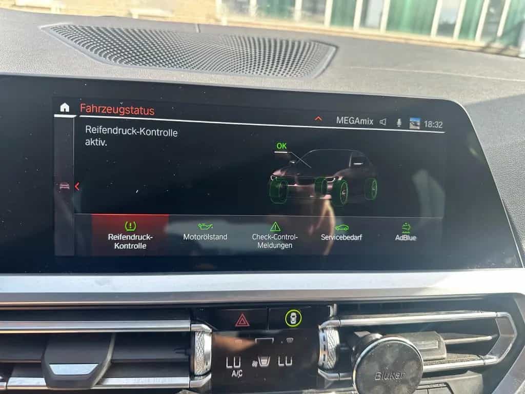 BMW 320 d Lim.xDrive LuxuryLine VIRTUAL*LASER*HUD*GSD 11/2018-photo-38