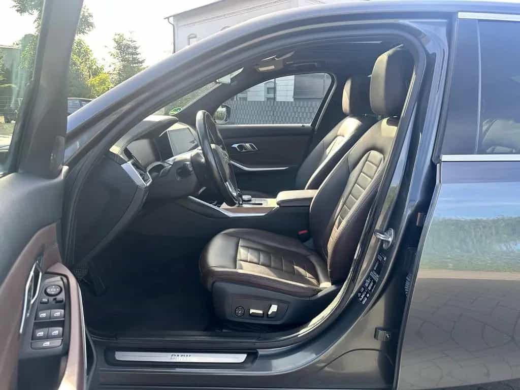 BMW 320 d Lim.xDrive LuxuryLine VIRTUAL*LASER*HUD*GSD 11/2018-photo-8
