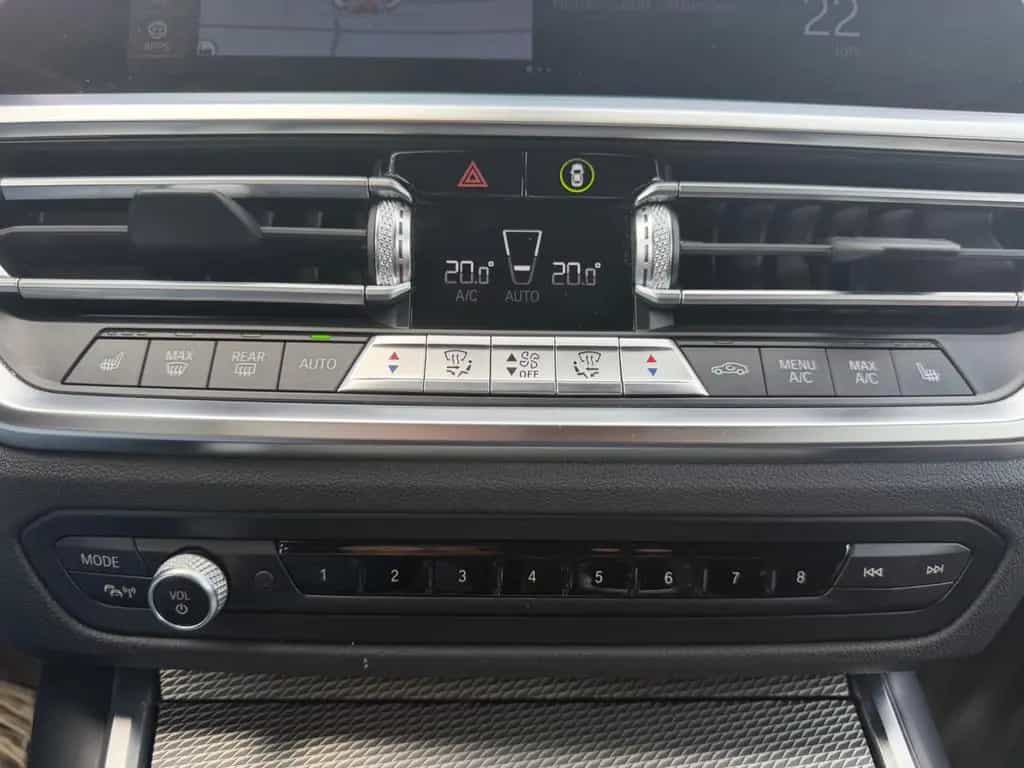 BMW 320 d  Limousine xDrive M Sport*Memory*LASER 02/2022-photo-19