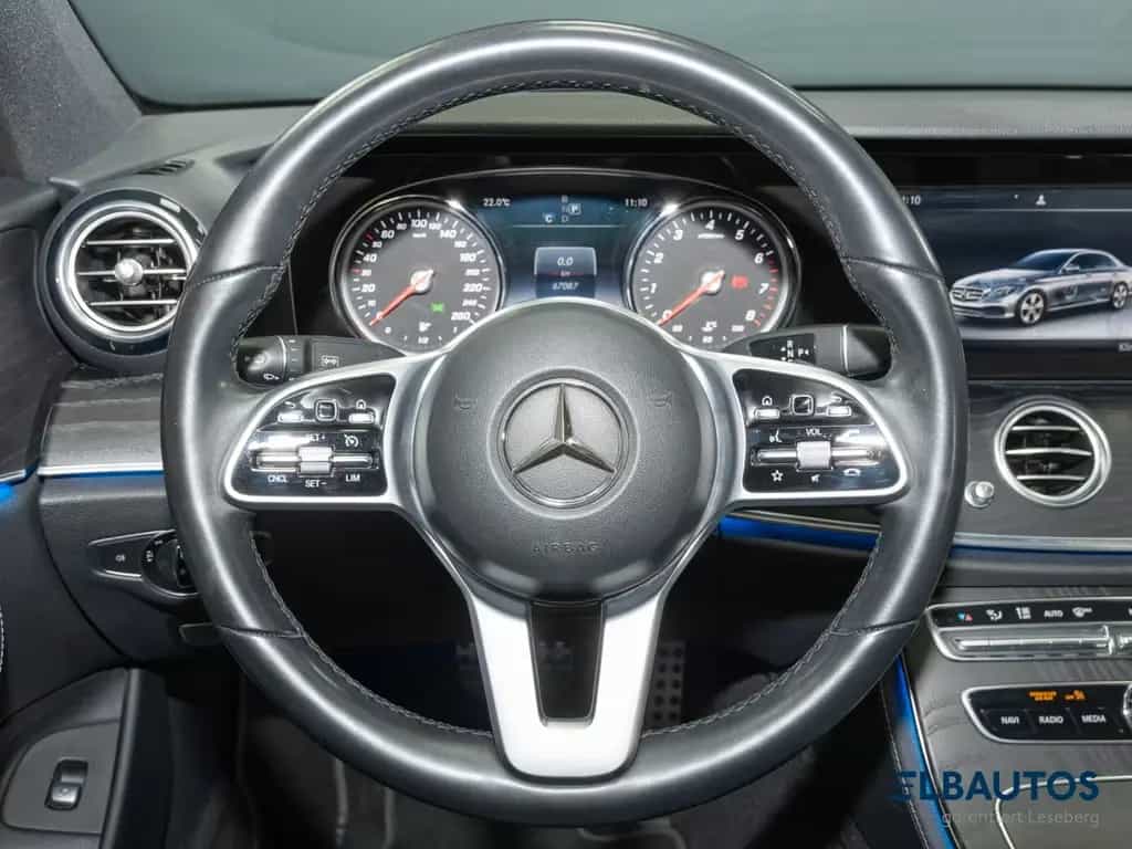 Mercedes-Benz E 200 Avantgarde LED/Navigation/Kamera/Ambiente/ 06/2019-photo-16