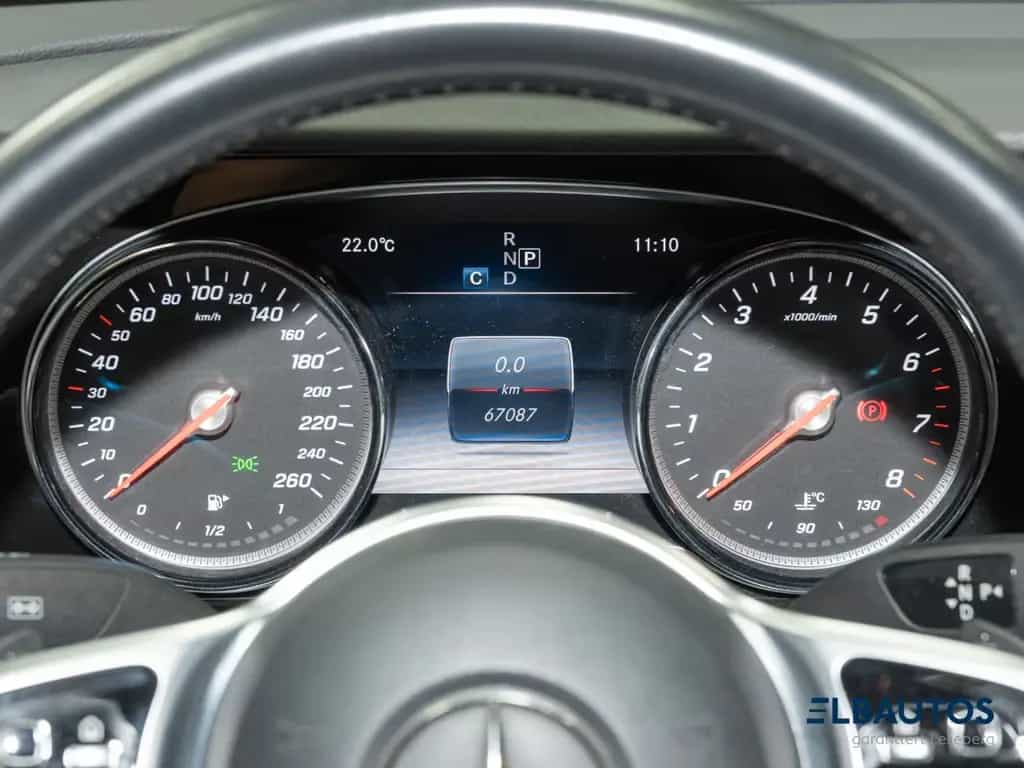 Mercedes-Benz E 200 Avantgarde LED/Navigation/Kamera/Ambiente/ 06/2019-photo-17