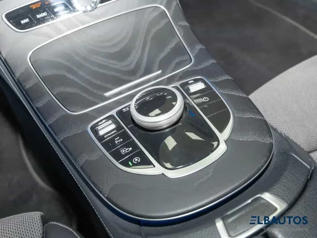 Mercedes-Benz E 200 Avantgarde LED/Navigation/Kamera/Ambiente/ 06/2019-photo-20