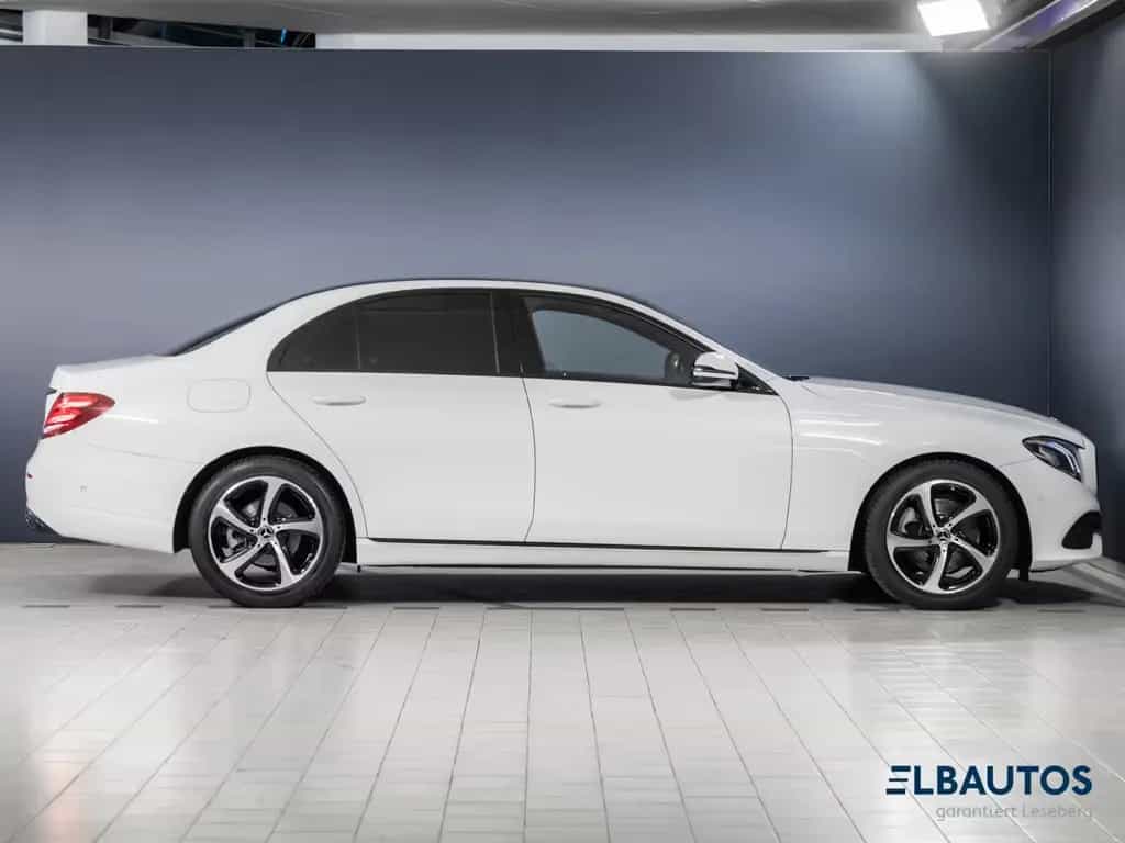 Mercedes-Benz E 200 Avantgarde LED/Navigation/Kamera/Ambiente/ 06/2019-photo-3