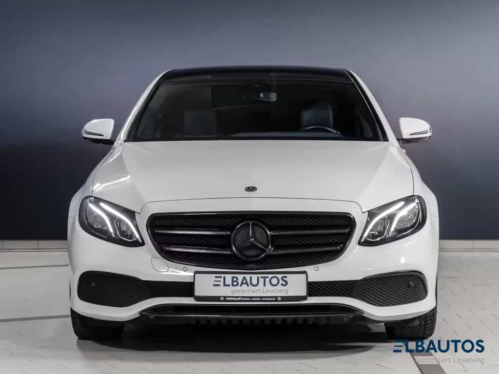 Mercedes-Benz E 200 Avantgarde LED/Navigation/Kamera/Ambiente/ 06/2019-photo-4