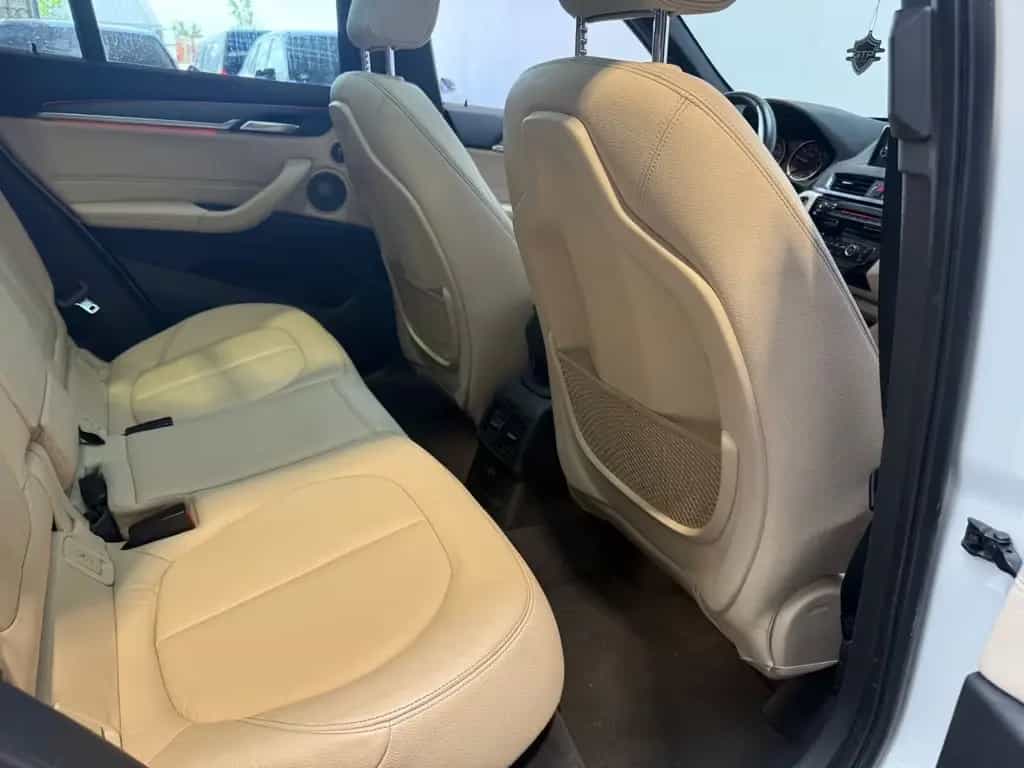 BMW X1 xDrive25i Sport Line*LED*Pano*HUD*H&K*Memory* 12/2015-photo-19