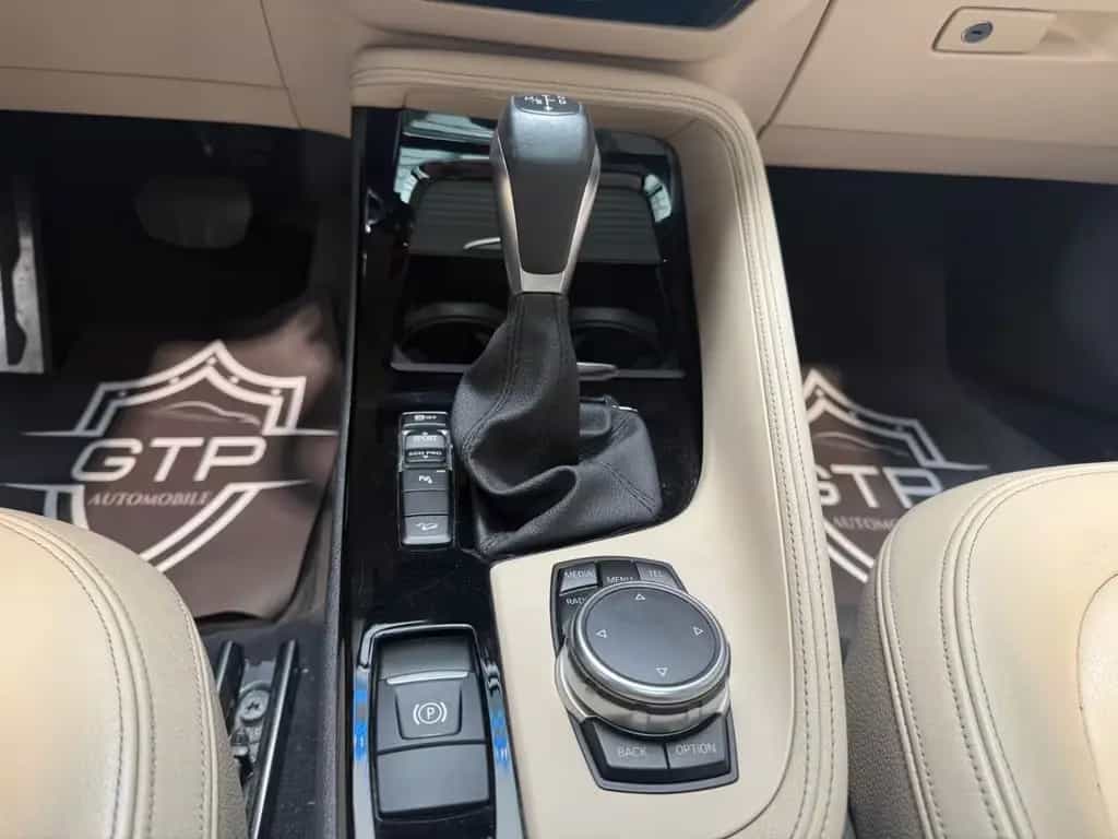 BMW X1 xDrive25i Sport Line*LED*Pano*HUD*H&K*Memory* 12/2015-photo-20