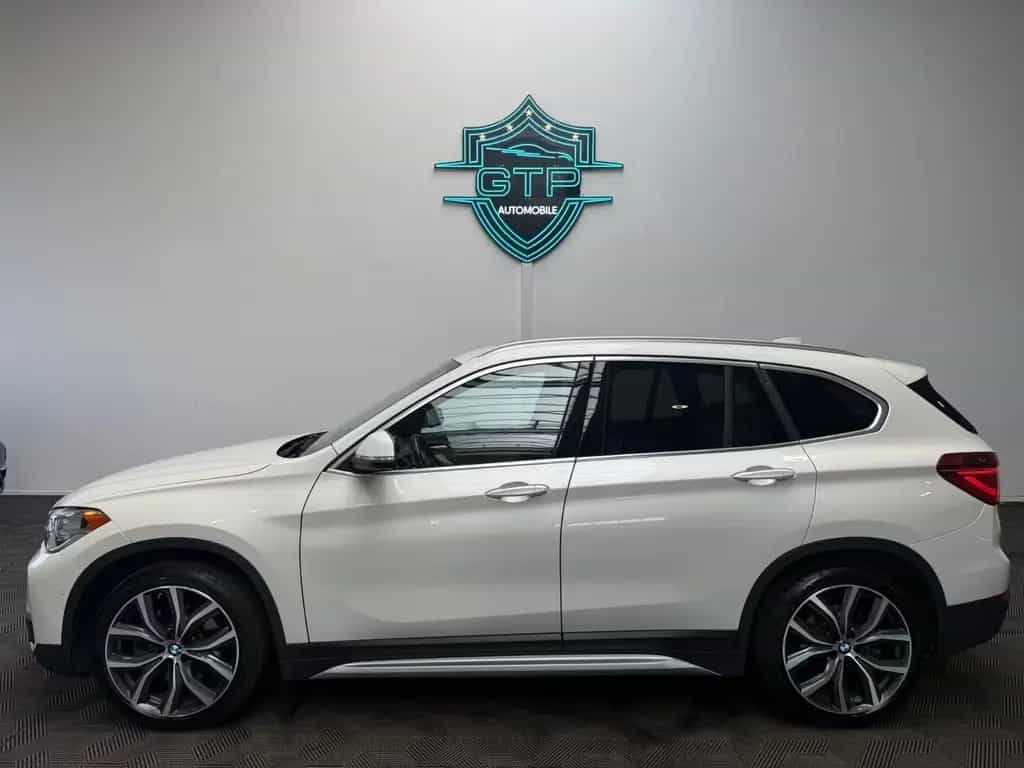 BMW X1 xDrive25i Sport Line*LED*Pano*HUD*H&K*Memory* 12/2015-photo-6