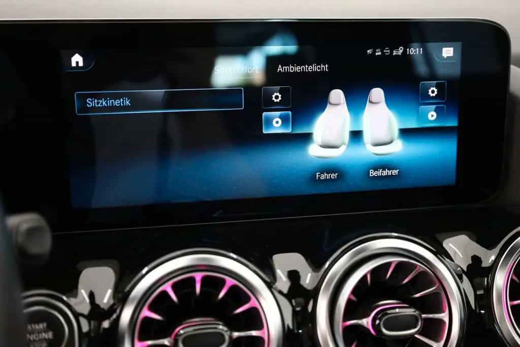 Mercedes-Benz GLA 200 d 4M Progressive Leder,Navi,LED,Panorama 03/2021-photo-19