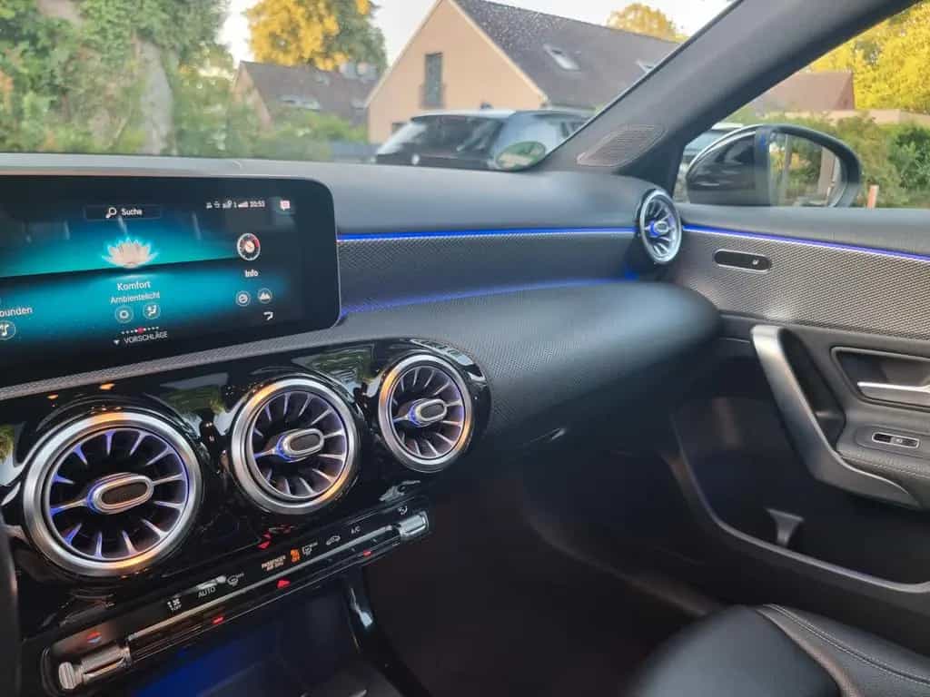 Mercedes-Benz A 180 Progressive (Edition 19) 02/2020-photo-28