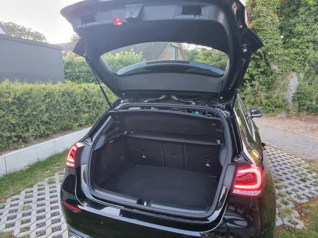 Mercedes-Benz A 180 Progressive (Edition 19) 02/2020-photo-41