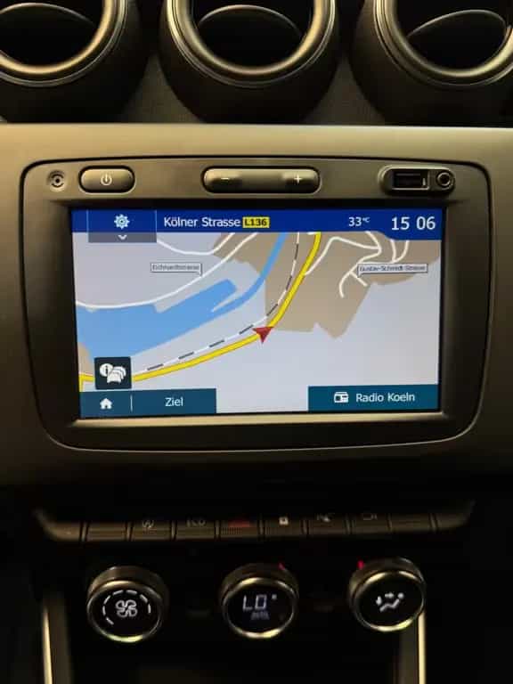 Dacia Duster II Adventure 1.Hand/CarPlay/DAB/Totwinkel 05/2019-photo-12