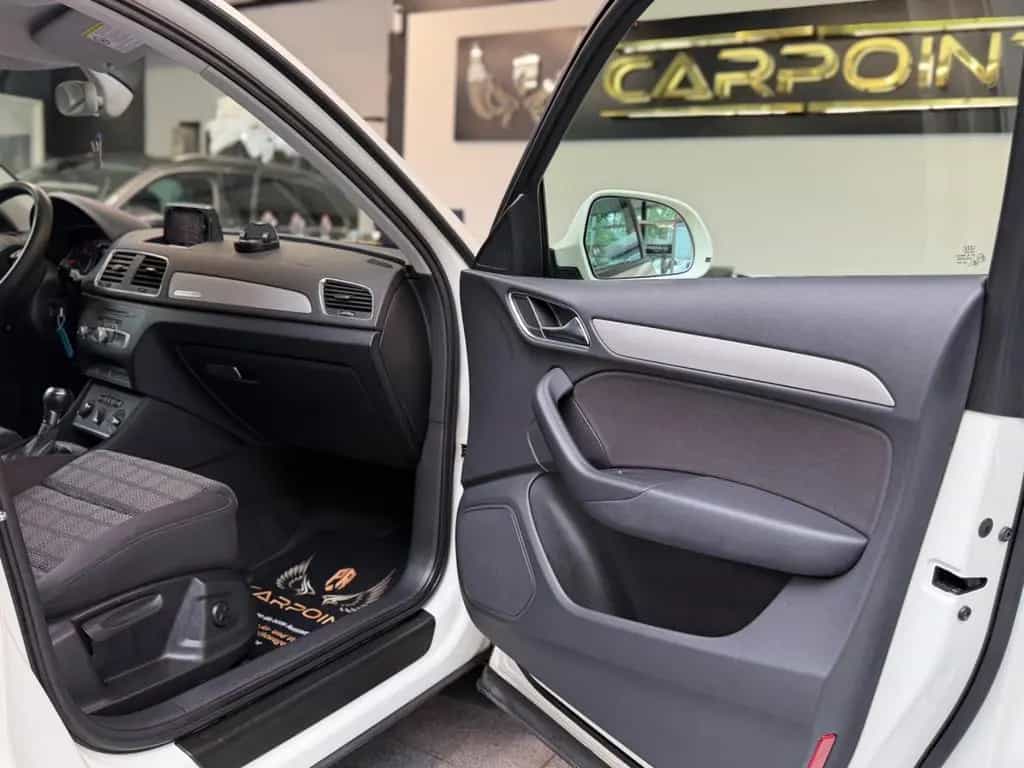 Audi Q3 2.0 TDI Quattro/Xenon/LED/Navi/BT/SHZ/ 02/2013-photo-19