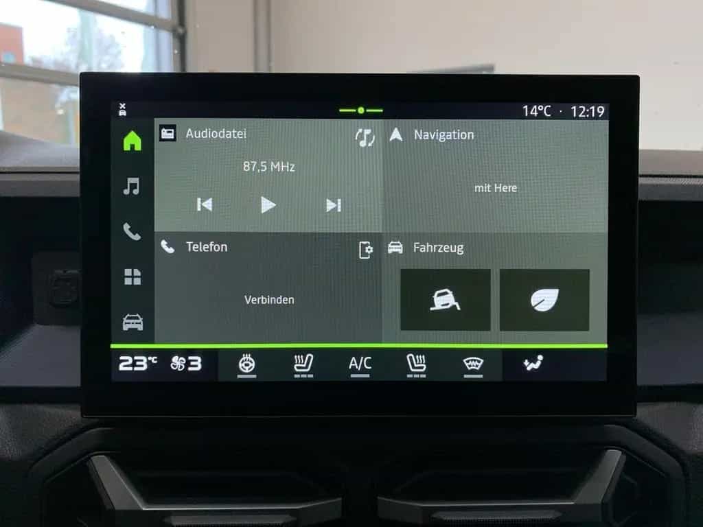 Dacia Duster JOURNEY MILD HYBRID 130 4x4 KAMERA+KLIMA 06/2026-photo-16