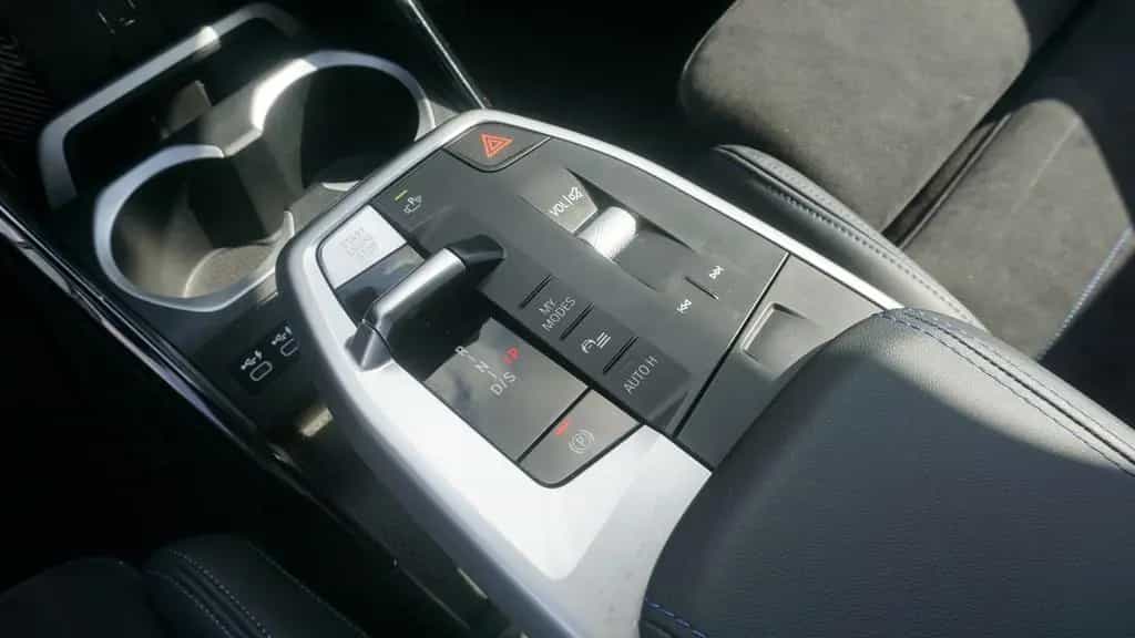 BMW X1 sDrive20i M Sportpaket Head-Up HK HiFi DAB 12/2023-photo-20