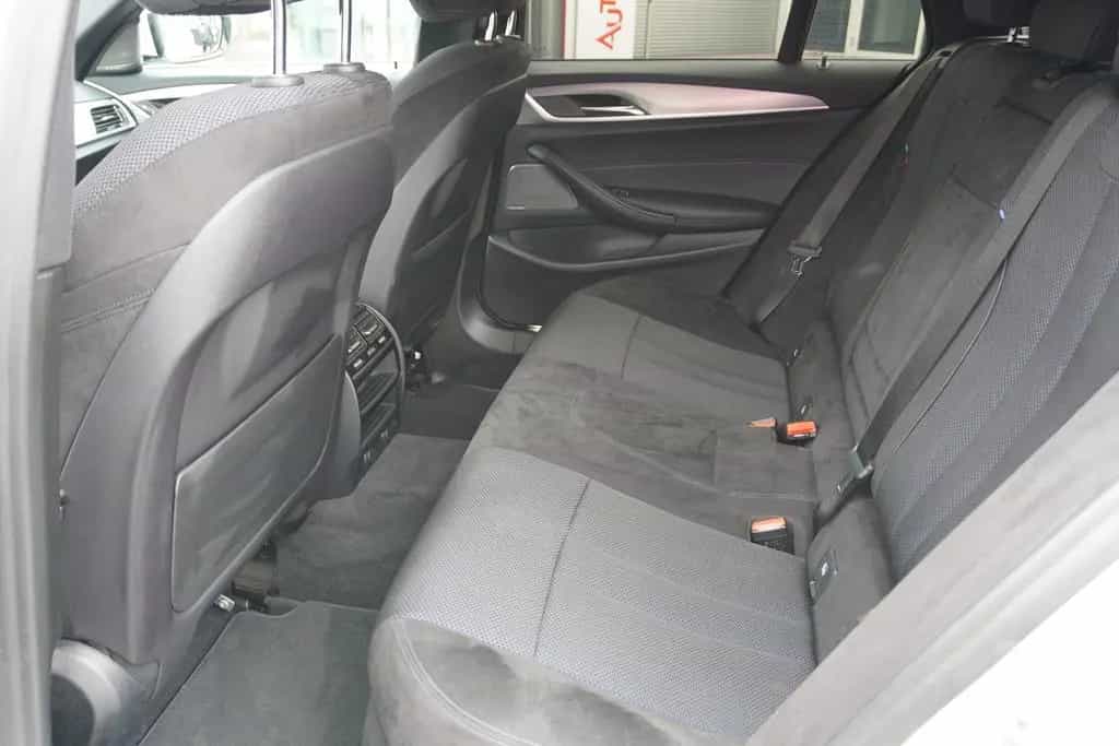 BMW 520 d xDrive M Sport AHK Standheizung Kamera 05/2019-photo-14