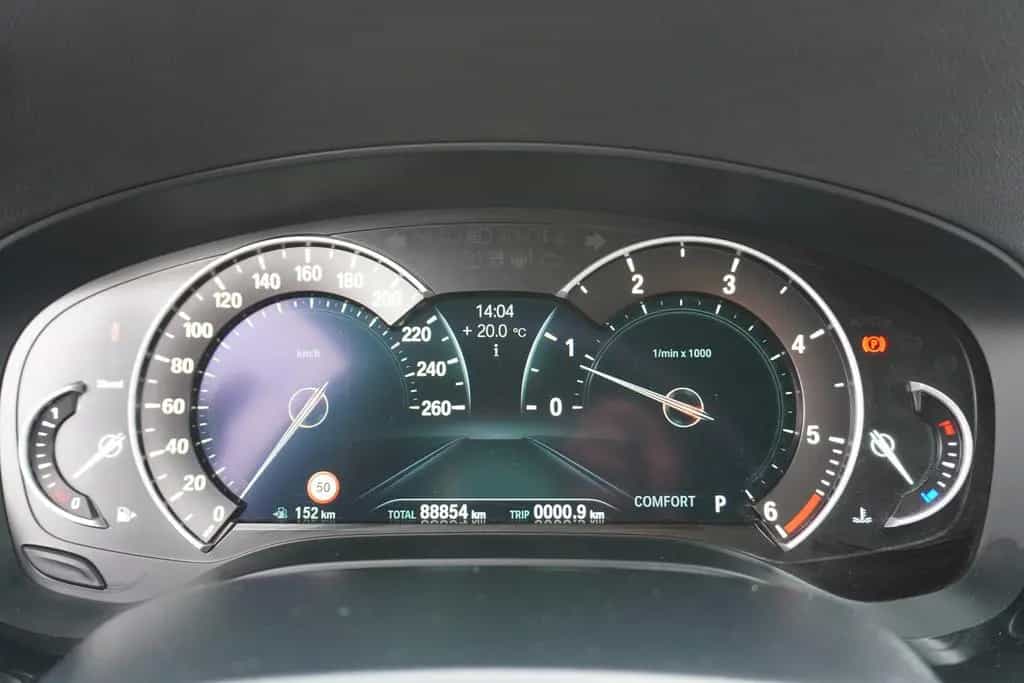 BMW 520 d xDrive M Sport AHK Standheizung Kamera 05/2019-photo-18
