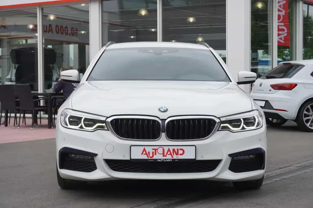 BMW 520 d xDrive M Sport AHK Standheizung Kamera 05/2019-photo-2