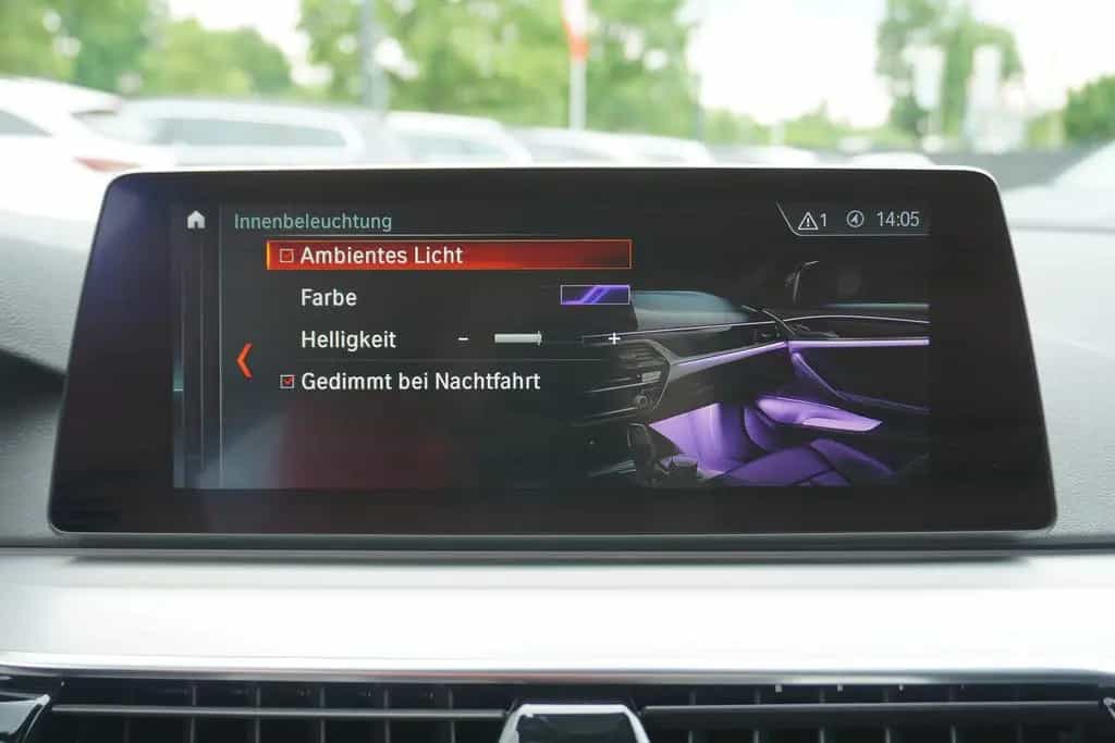 BMW 520 d xDrive M Sport AHK Standheizung Kamera 05/2019-photo-32
