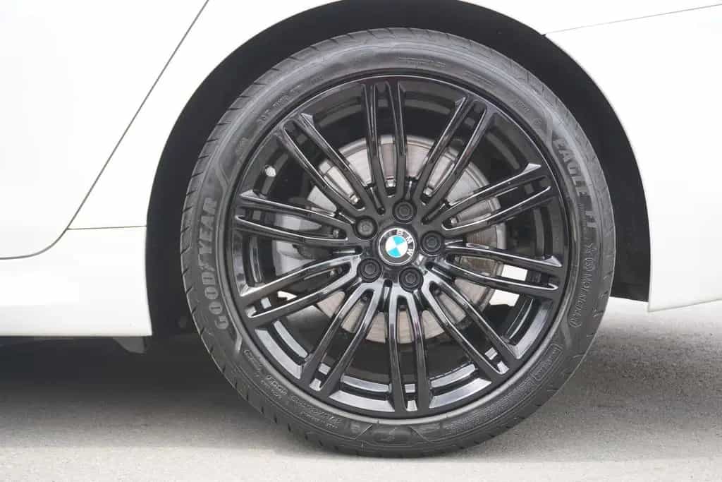 BMW 520 d xDrive M Sport AHK Standheizung Kamera 05/2019-photo-40